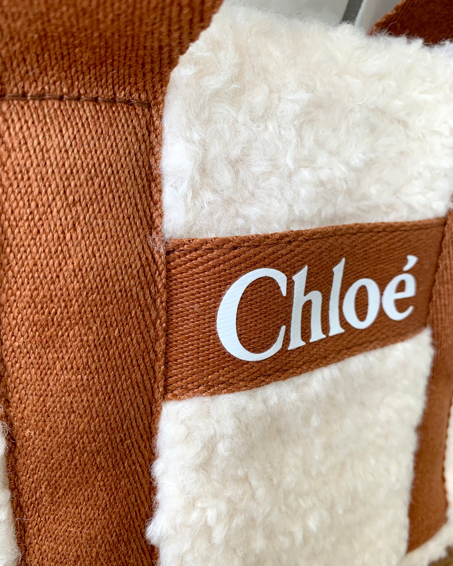 『Chloe』クロエ もこもこ ロゴ ミニトートバッグ ショルダー付 Brown